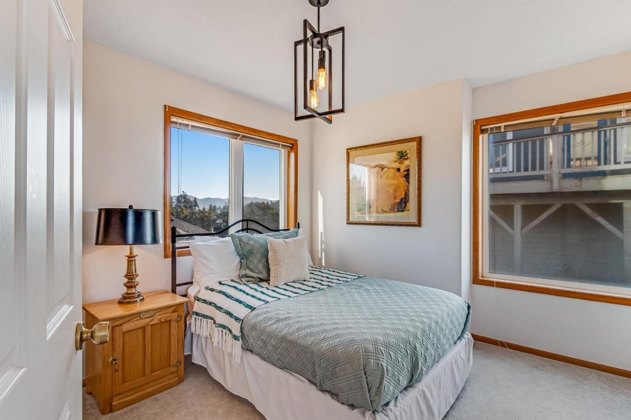 Sea Stack View Villa Pacific City Exterior photo